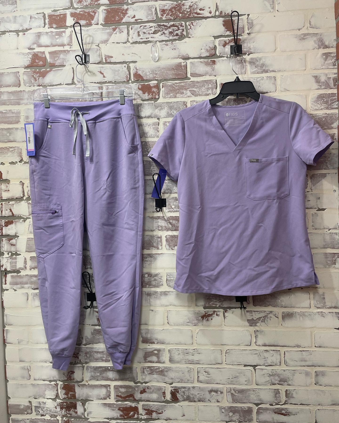 Scrubs 360 Consignment Offers Hospital Uniforms in Knoxville, TN 37918